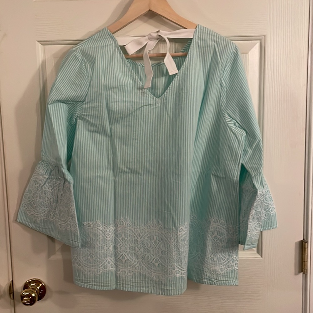 NWT Crown and Ivy XXL Top - Picture 2 of 5